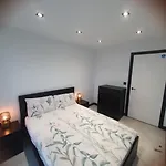 Jupiter Lux Spacious Terrace & Free Parking